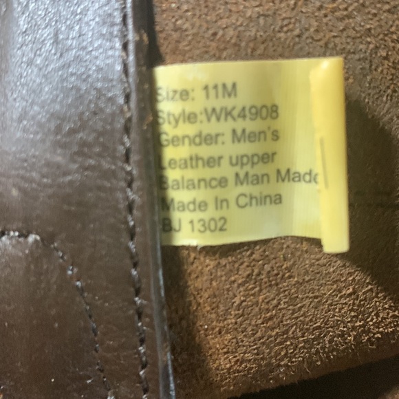 GUC Men’s Justin Boots.  Brown leather, rubber soles.  Size 11 medium - Picture 8 of 8